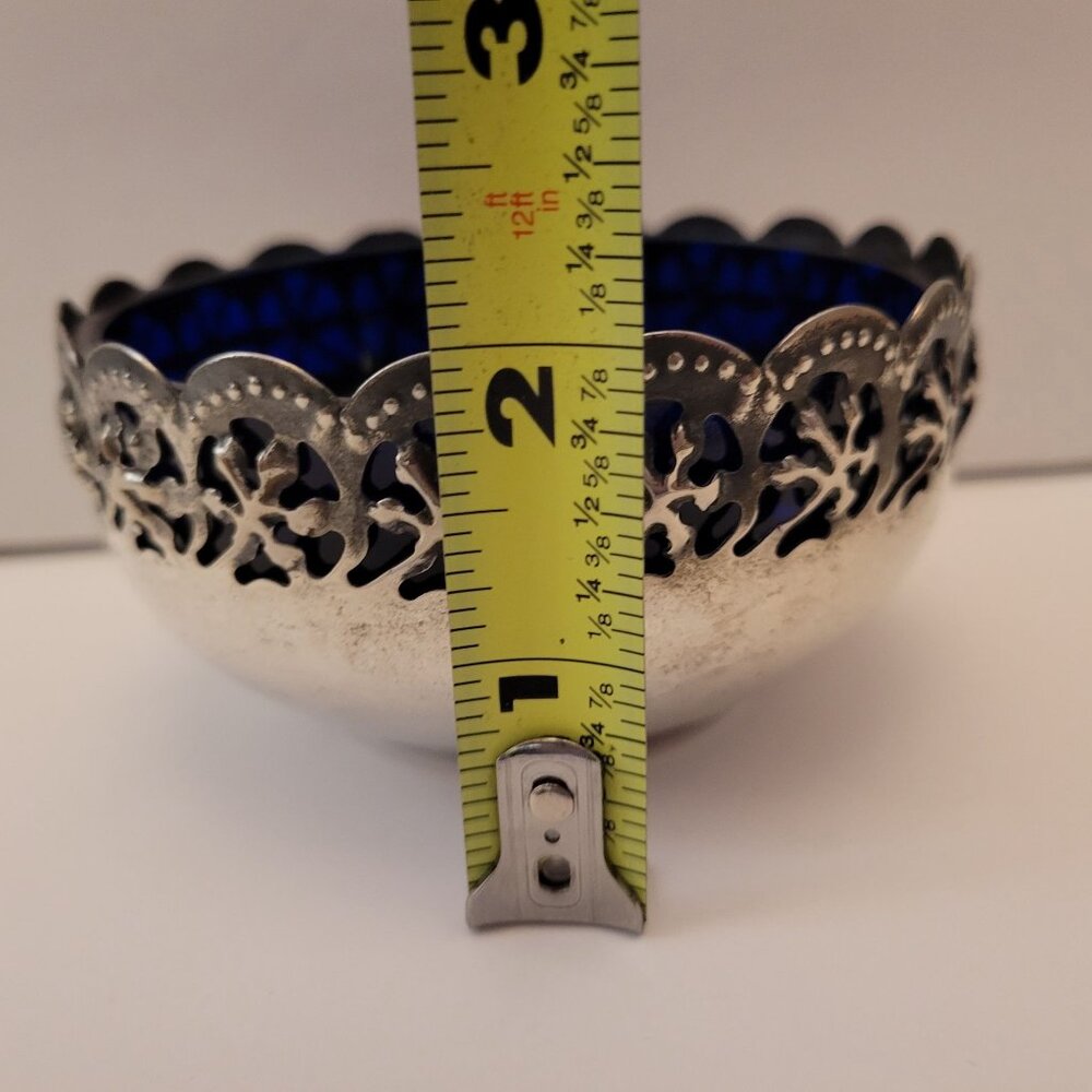 Vintage Silver-Plated Cobalt Blue Glass Bowl With Filigree Design - Picture 5 of 7